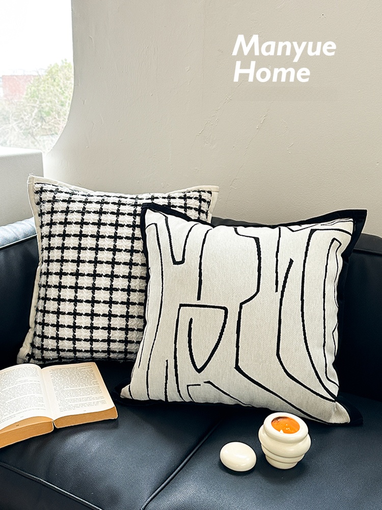 Home Fragrance French - غطاء وسادة بنمط مربعات أبيض وأسود