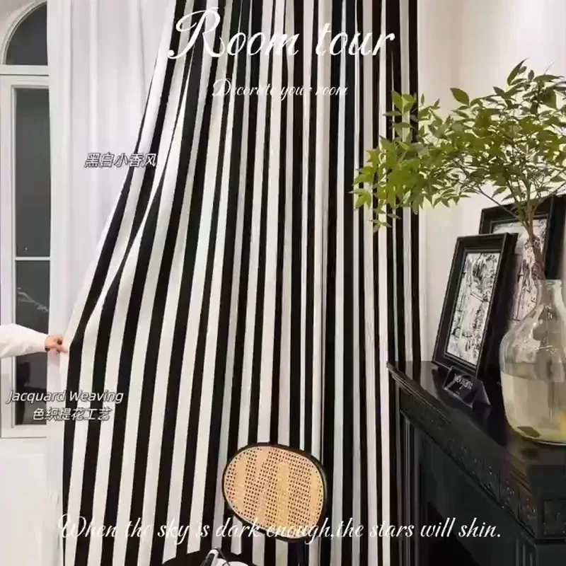 عمودي مخطط أبيض وأسود الشنيل ا - مراجعة Home Fragrance French وسعره