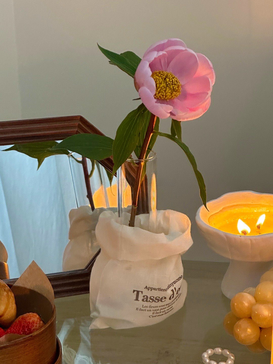 مزهرية زجاجية إبداعية على الطر - مراجعة Home Fragrance French وسعره